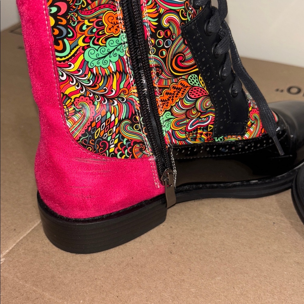 Colorful Paisley Women's Boots size 6 - Picture 6 of 13